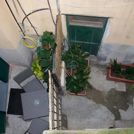 La Croce Dei Templari - Very Central With Parking - Guest house *