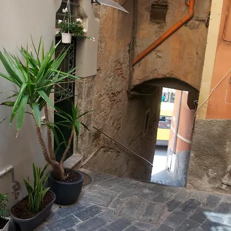 Guest house La Croce Dei Templari - Very Central With Parking - *